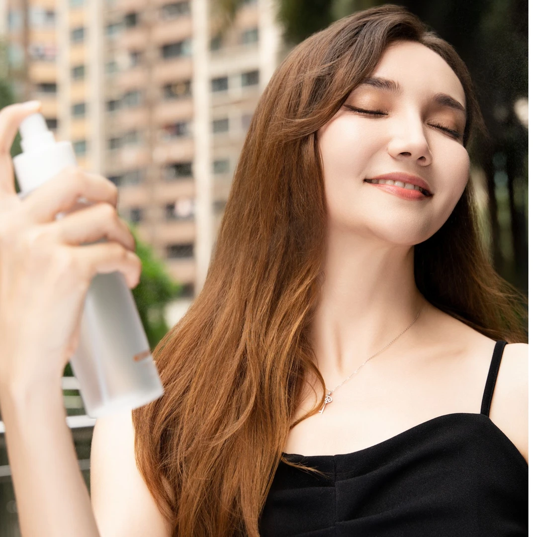 斯娜依-补水保湿定妆喷雾/妆前水润保湿/妆后柔雾定妆/女神防水