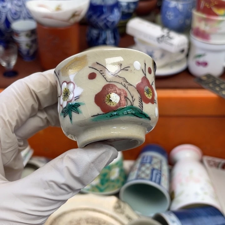 他家瓷器真美…开播了