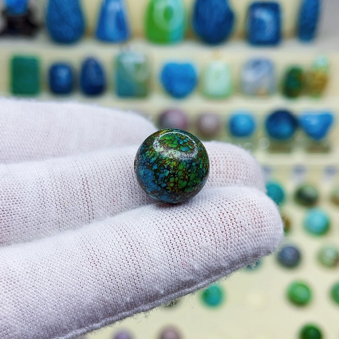 绿松石绿松石未镶嵌