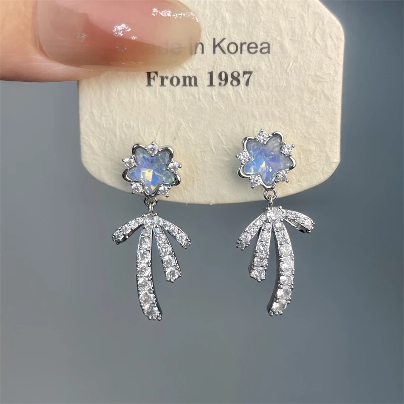 铜合金锆石耳饰 蝴蝶结蓝色星星耳钉小众设计感高级感轻奢精致