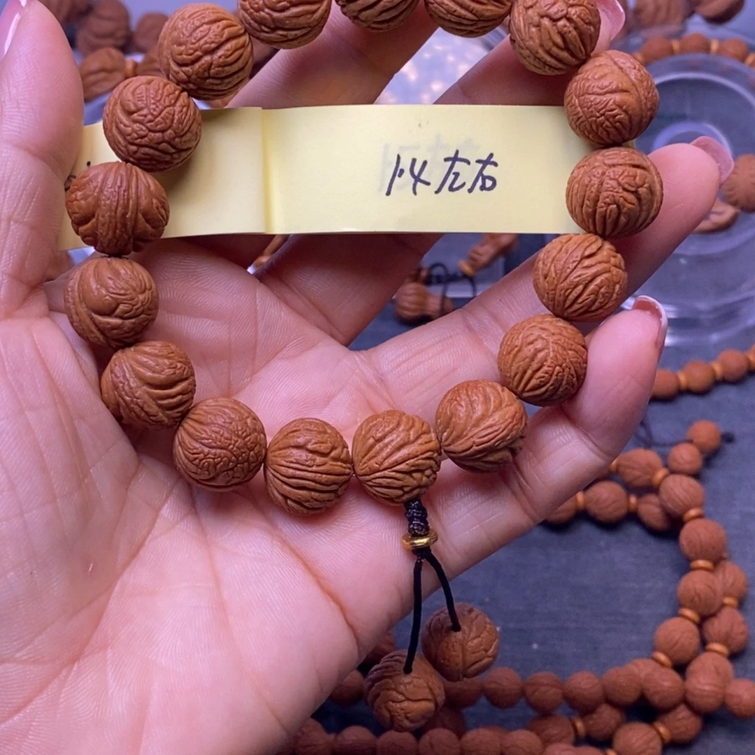 秦岭龙纹桃核手串