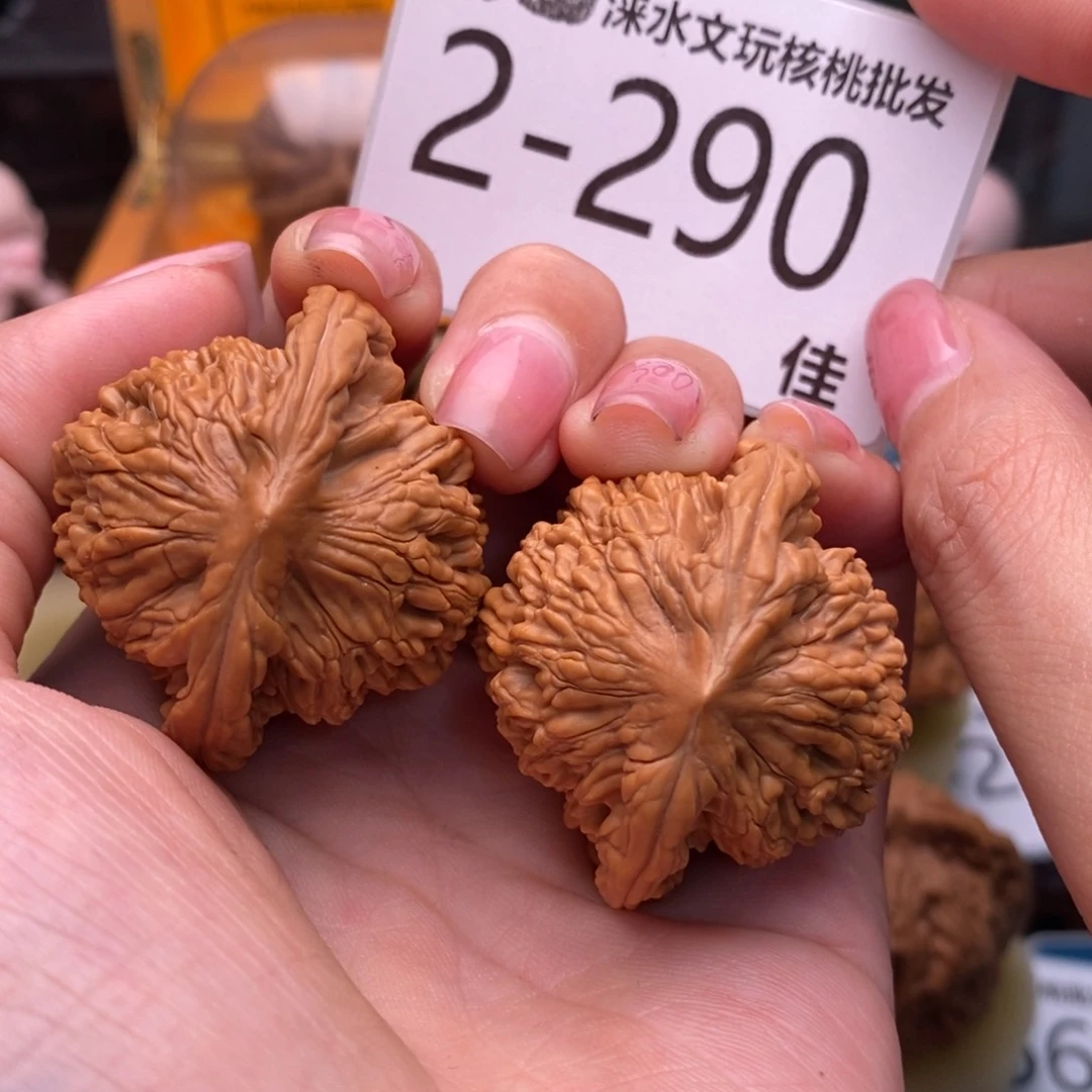 文玩核桃把件40虎头