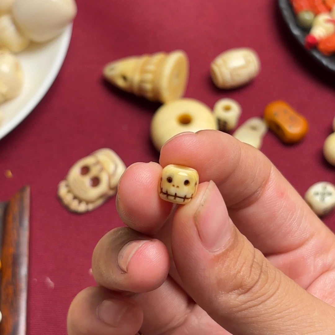 玻璃颈饰藏传小配饰