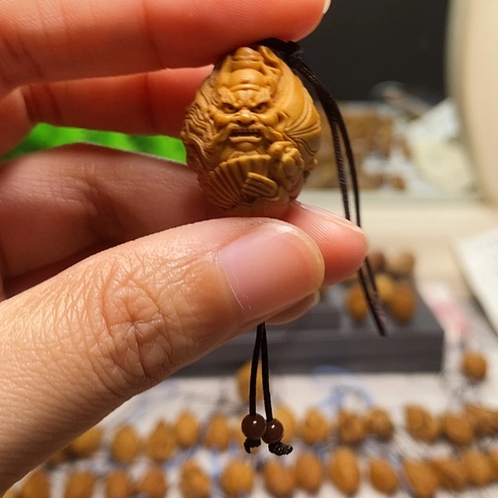 橄榄核吊坠橄榄核雕刻