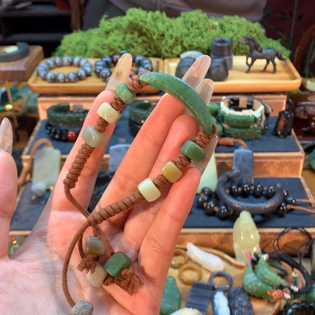 和田玉（糖玉）未镶嵌挂件