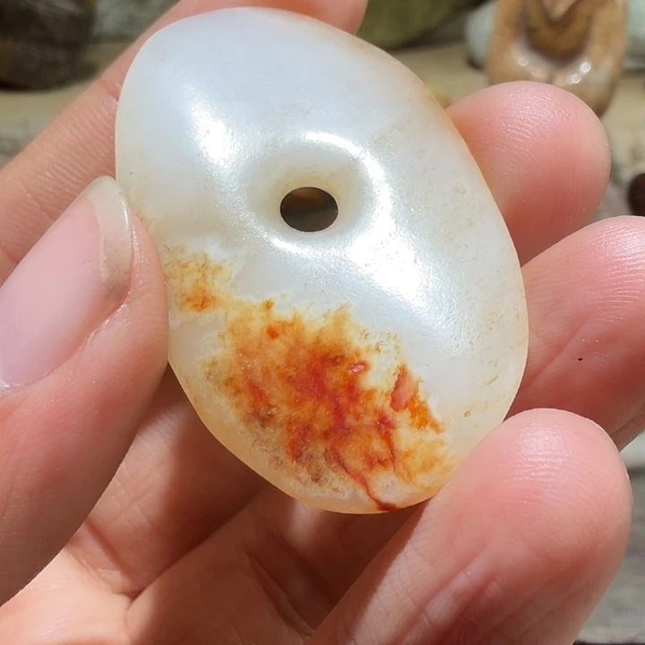 晋***阁和田玉未镶嵌挂件