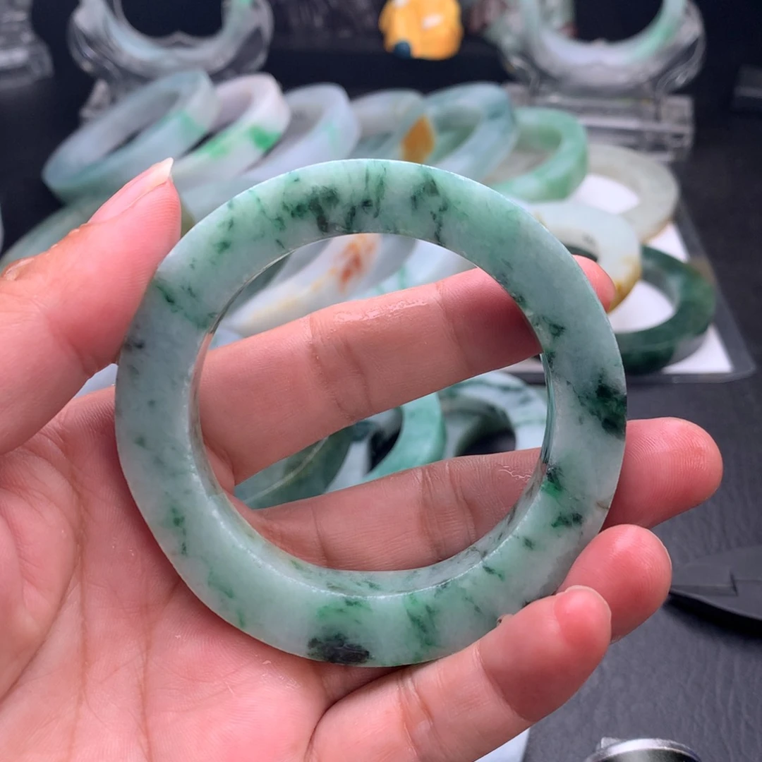定制翡翠圆条未镶嵌