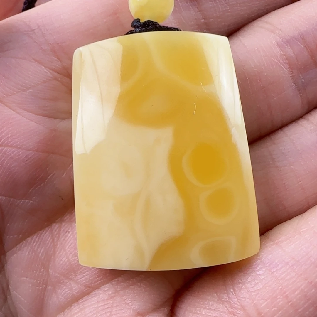 琥珀裸石未镶嵌蜜蜡