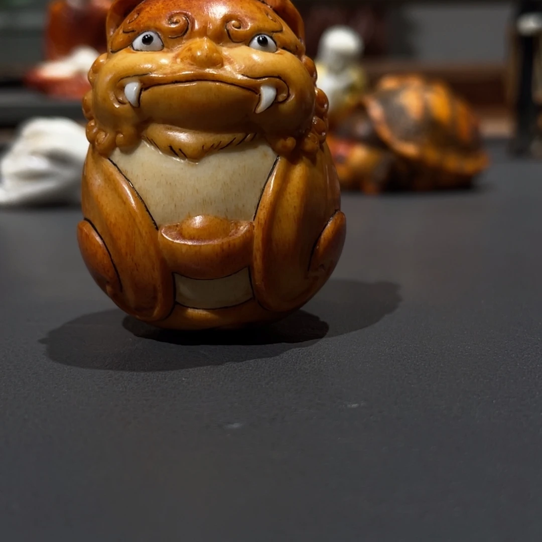 彬***李木质鹿角雕刻貔貅摆件