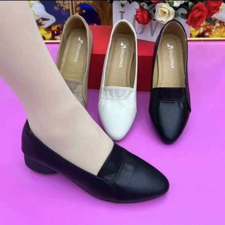 洋气软皮单鞋平底百搭新款妈妈2025女鞋浅口尖头舒适软皮耐磨皮鞋