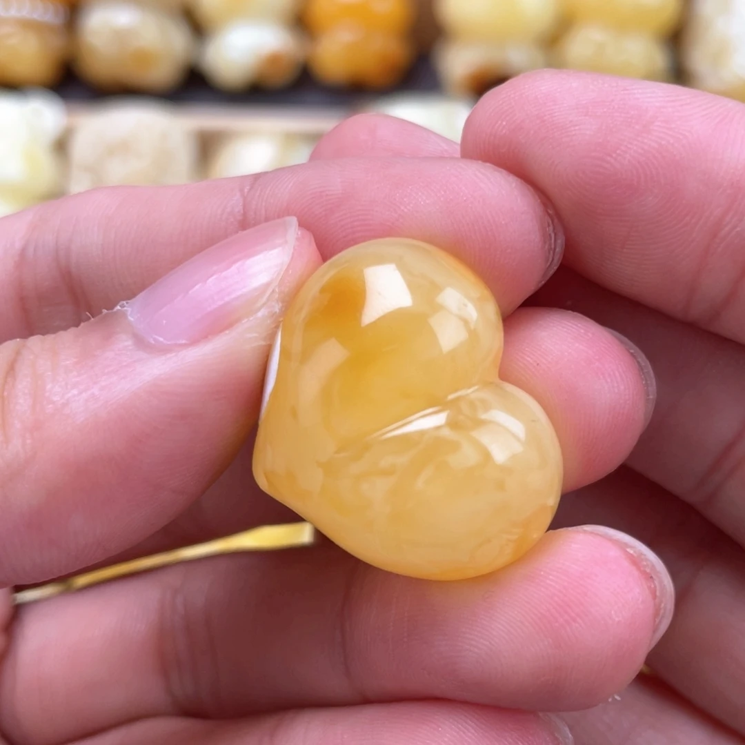 裸石琥珀未镶嵌蜜蜡