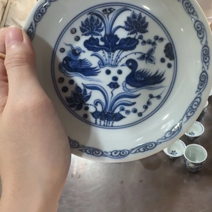 柴窑青花鸳鸯小碟