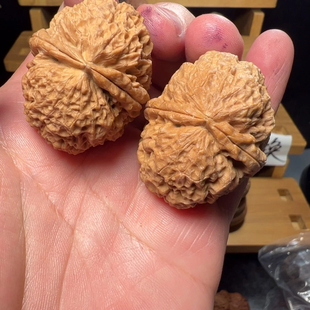 吊坠文玩核桃西南大刺41mm