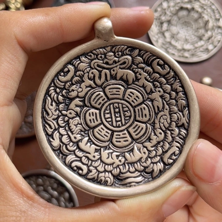 颈饰琉璃老*喜欢的朋友