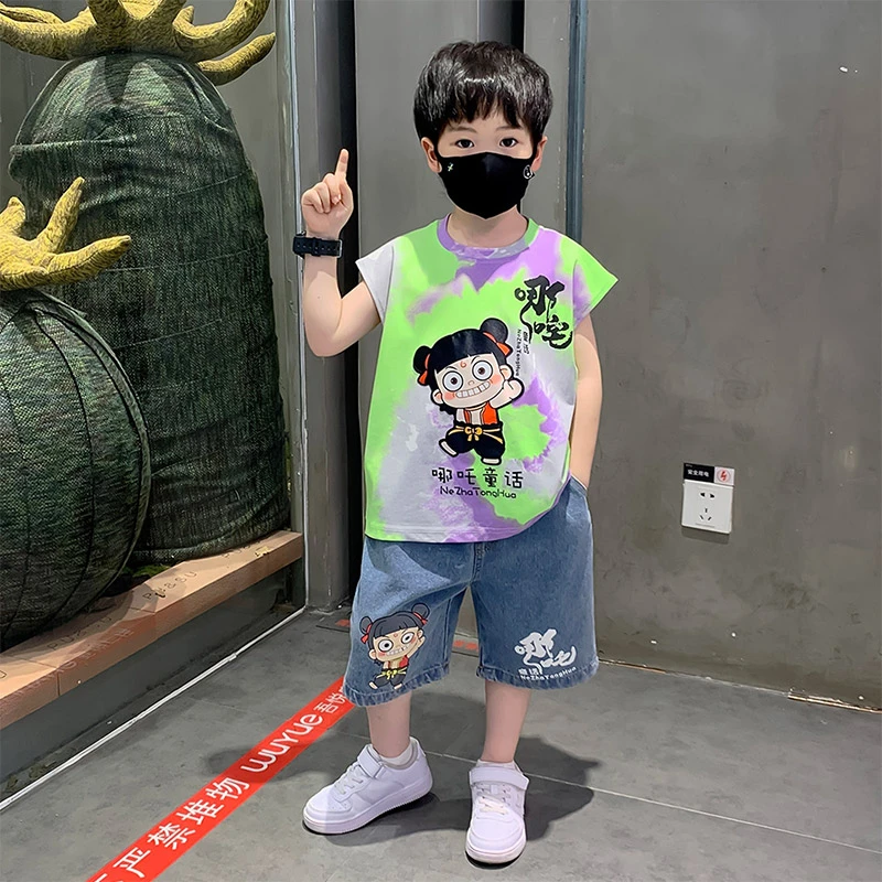哪吒男童夏装套装2025新款帅气时髦宝宝背心薄款痞帅男孩扎染衣服