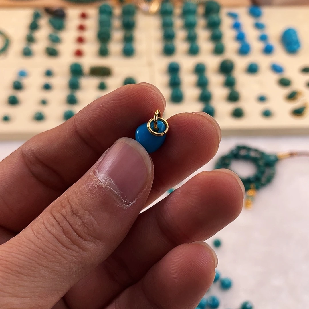 绿松石未镶嵌耳饰