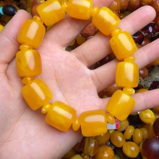 琥珀未镶嵌手链蜜蜡