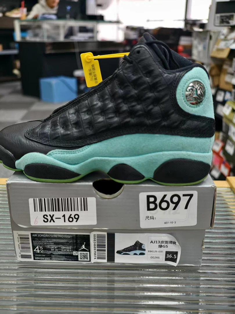 Nike aj13黑蓝高帮 36.5码 全新原盒 12月3 sun B697