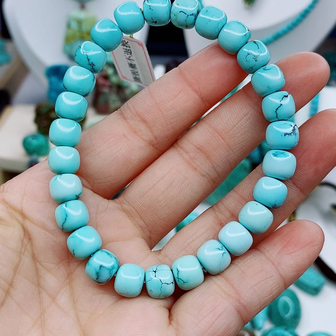 绿松石未镶嵌颈饰