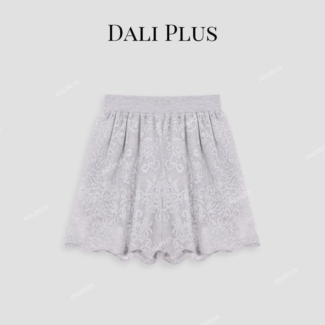 DALI PLUS【桑蚕丝+60支丝羊毛】浮雕提花短袖针织短裤-D5CK2018