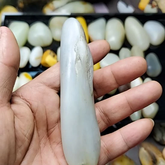 和田玉（糖玉）未镶嵌挂件