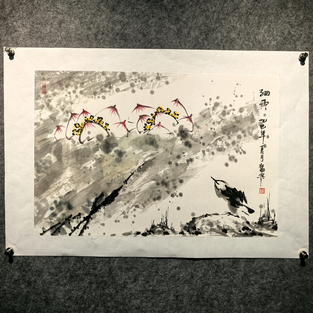 国画四尺三开荷花细雨图68*45厘米