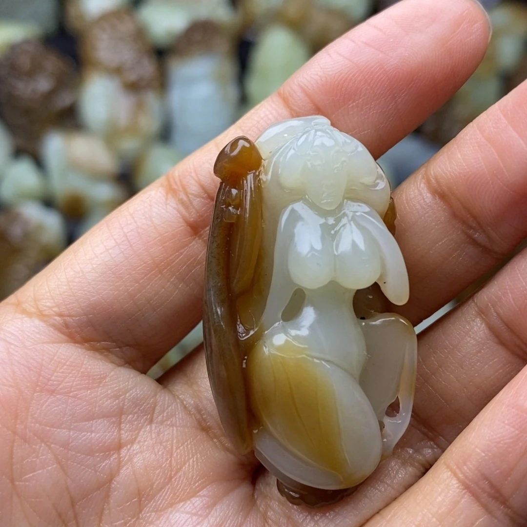 项链未镶嵌和田玉（糖玉）