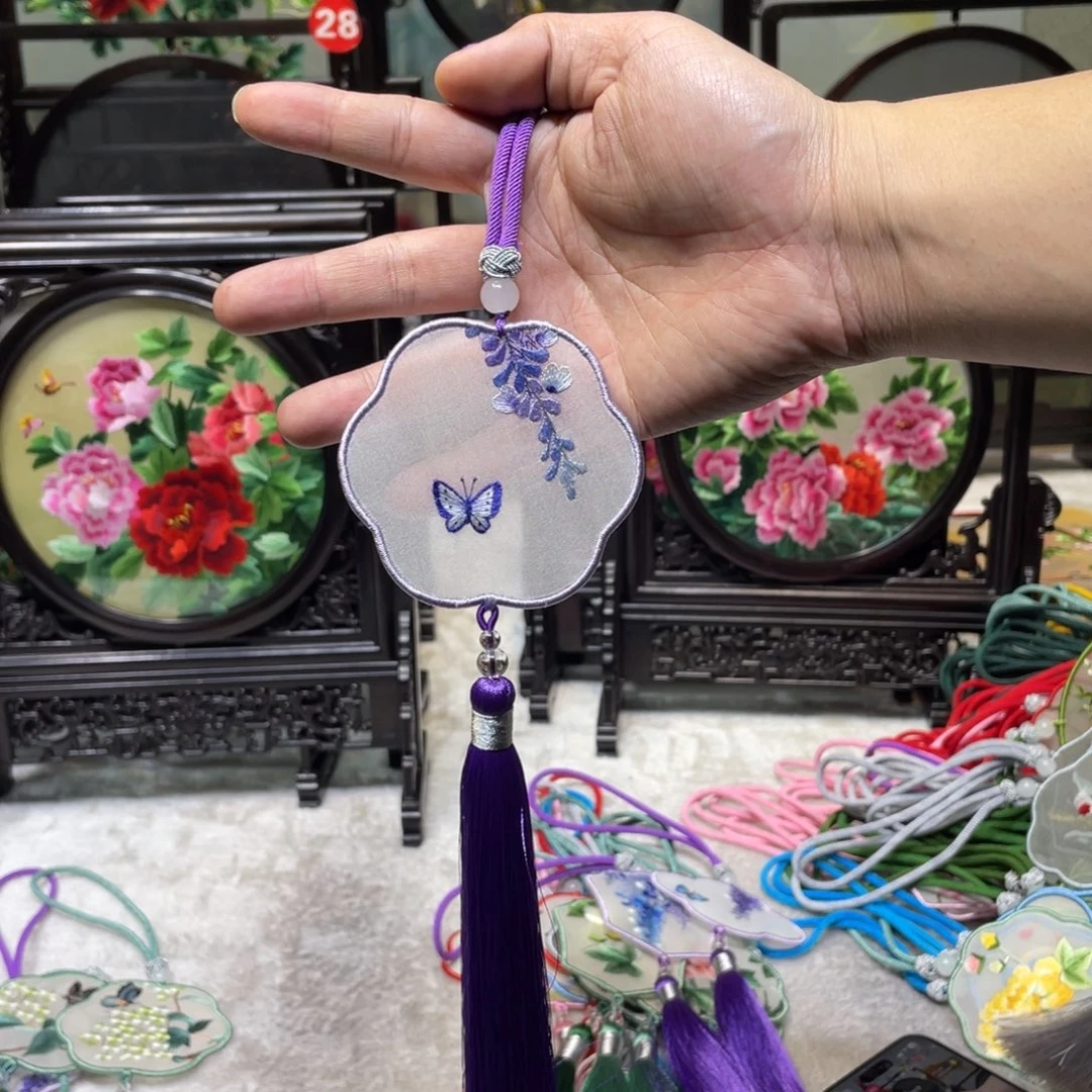 刺绣非遗传承摆件