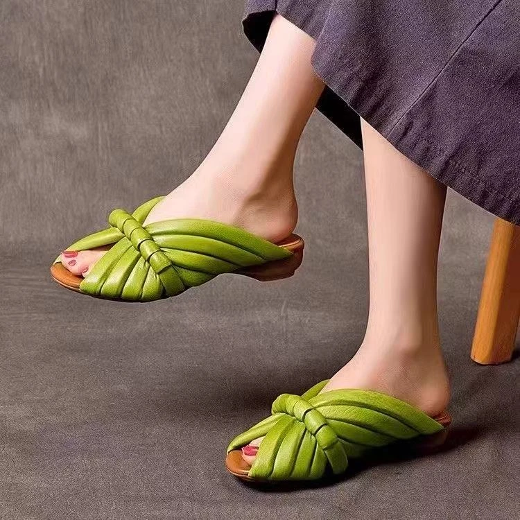 2025新款软皮鱼嘴凉拖鞋女手工复古森系小众设计低跟皮拖鞋室外穿