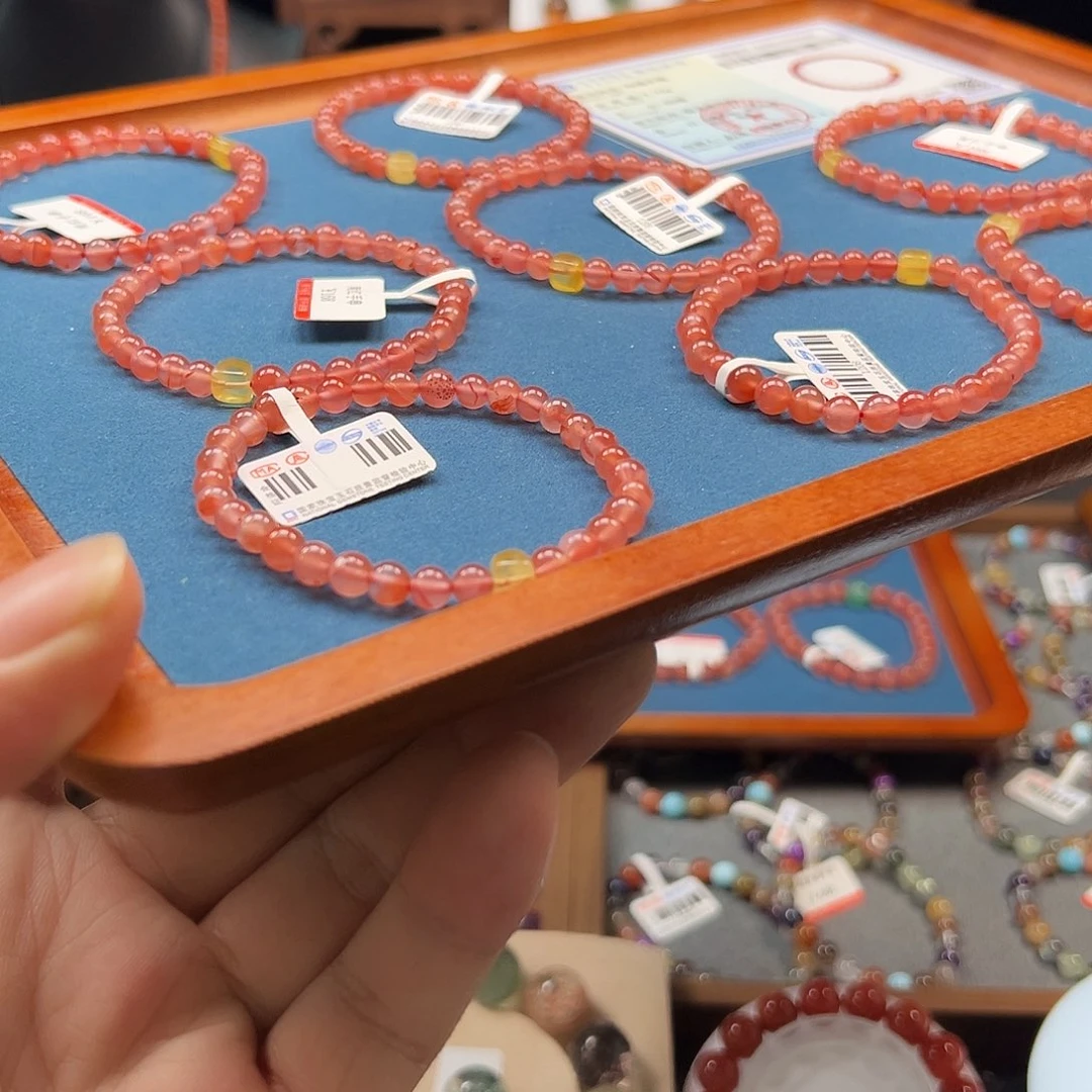 南红玛瑙未镶嵌手链