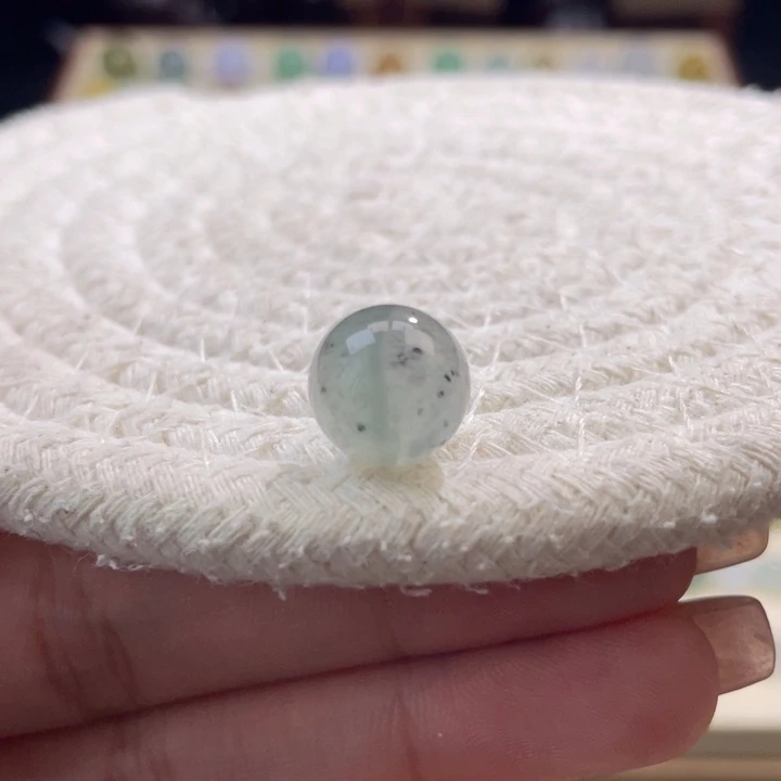 散珠翡翠特色冰乌鸡飘绿圆珠卡11.4mm