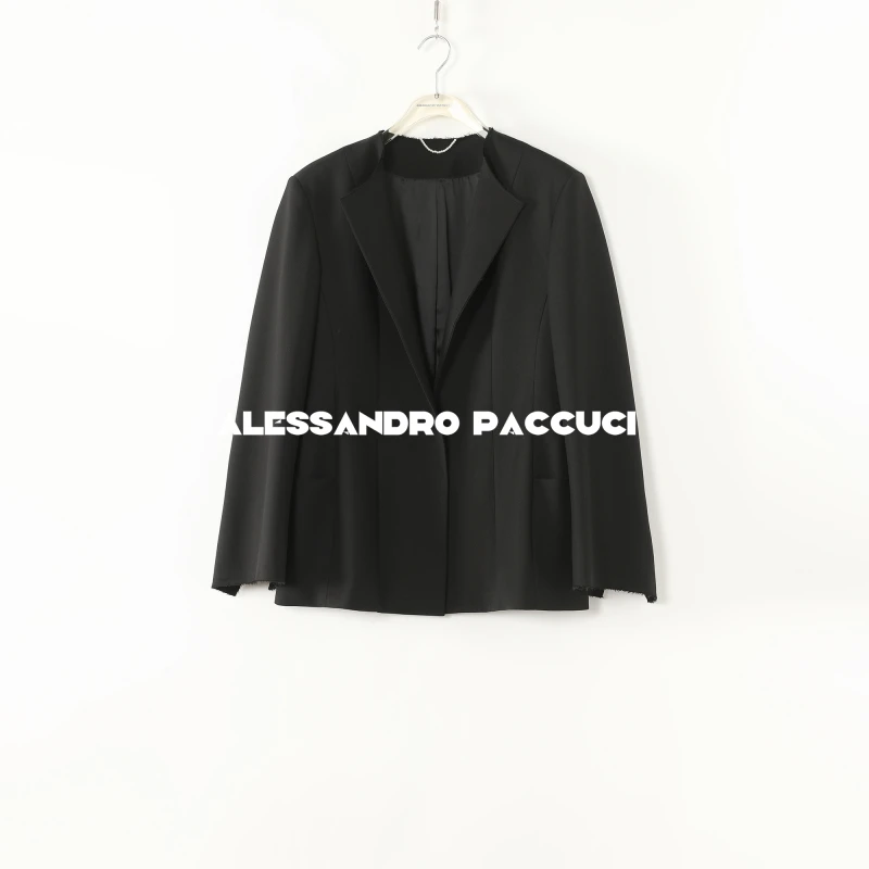 AP洛哥53107WT【黑羽礼颂】精纺绵羊毛无领收腰毛边时尚百搭外套