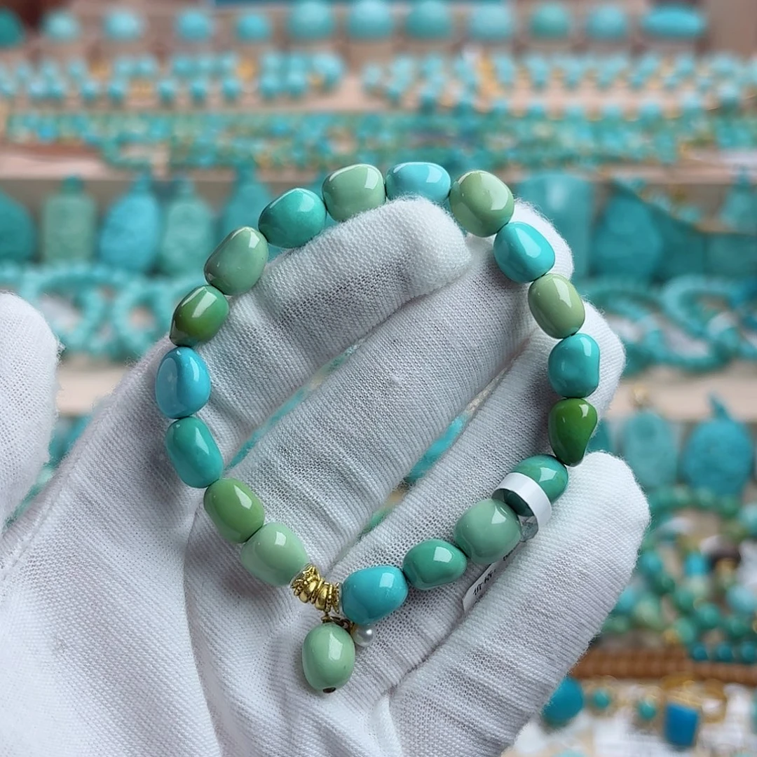 绿松石未镶嵌珠宝奇石