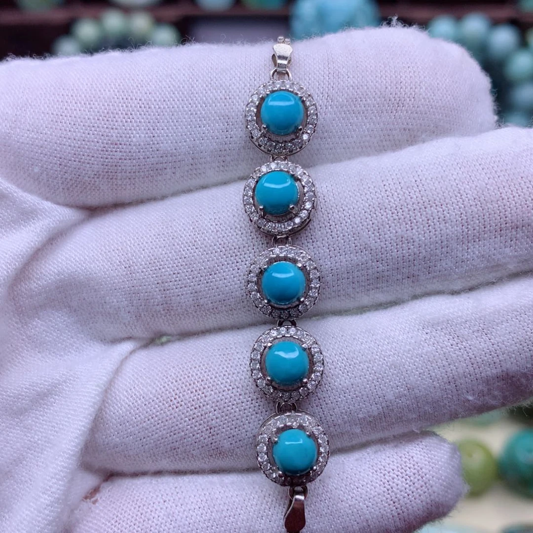 绿松石颈饰未镶嵌