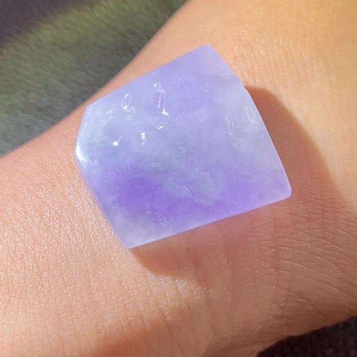 翡翠18K金镶嵌颈饰翡翠