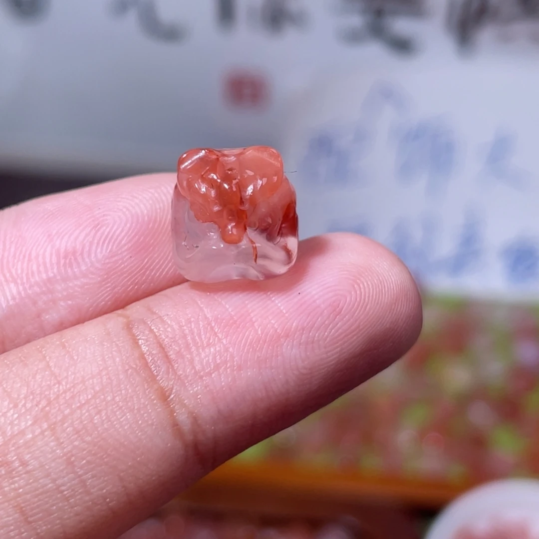 南红玛瑙未镶嵌挂件10560