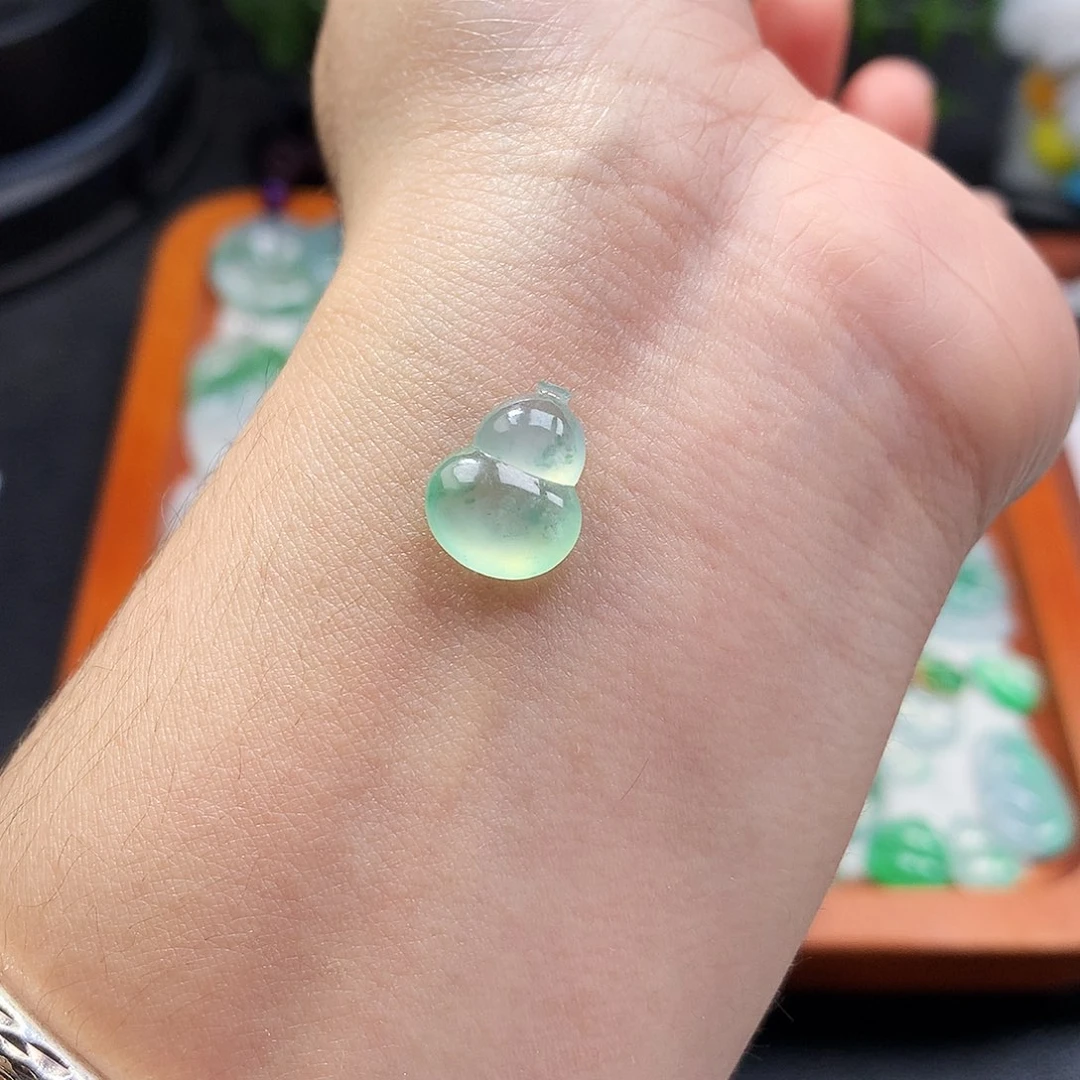 吊坠(不含链)未镶嵌翡翠葫芦