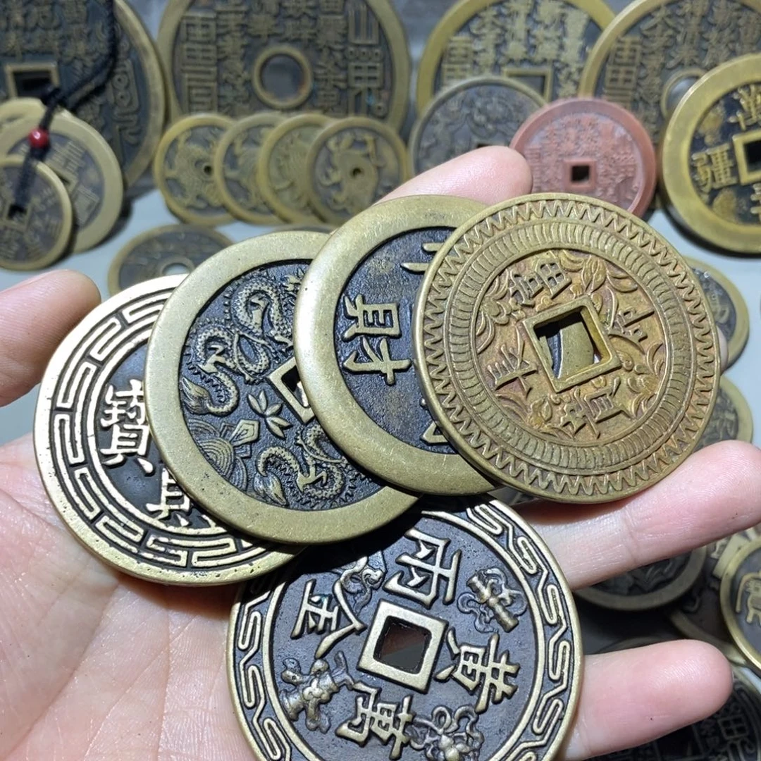 用***8铜一物一拍现代工艺品