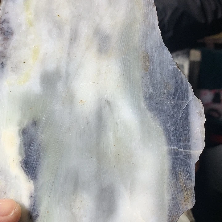 颈饰未镶嵌和田玉（糖玉）