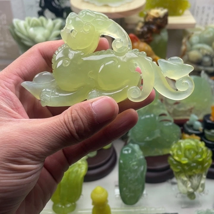 蛇纹石玉未镶嵌四大名玉手把