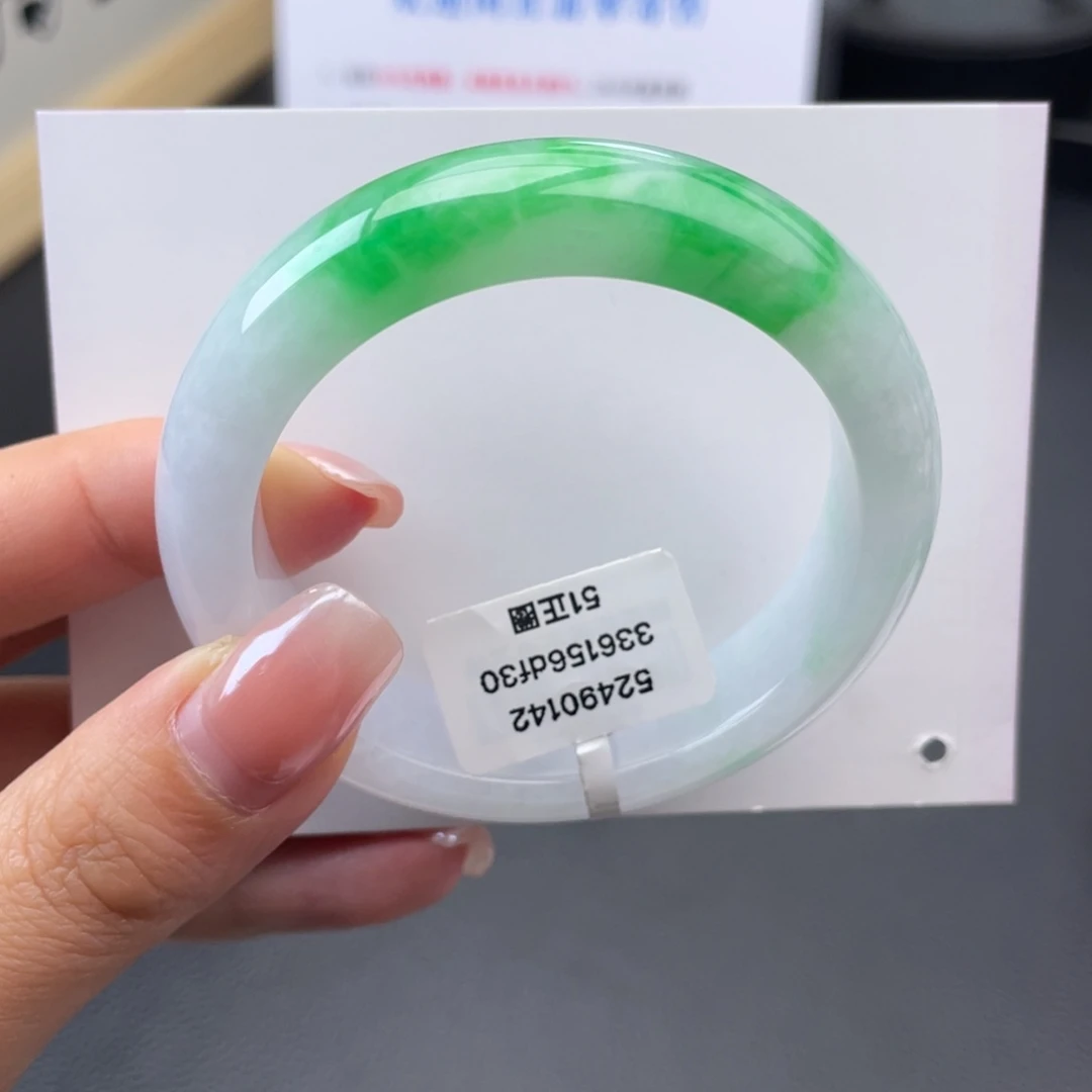 翡翠未镶嵌手镯阳春白雪