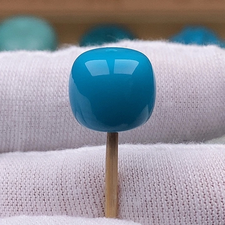 绿松石未镶嵌珠宝奇石12