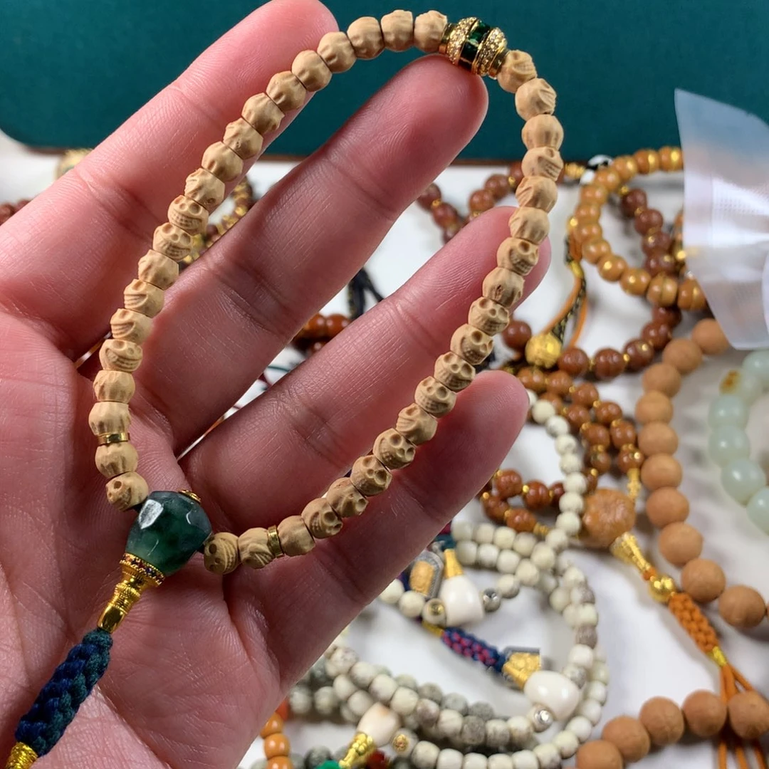 柏香籽/百香籽吊坠。。。。。。。。。