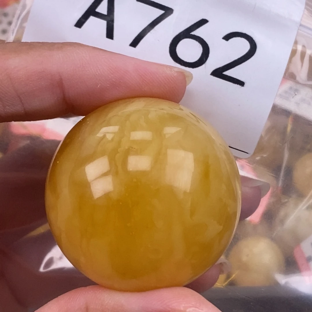 琥珀未镶嵌珠宝奇石35.6
