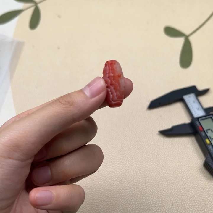 吊坠白玉菩提红色3352