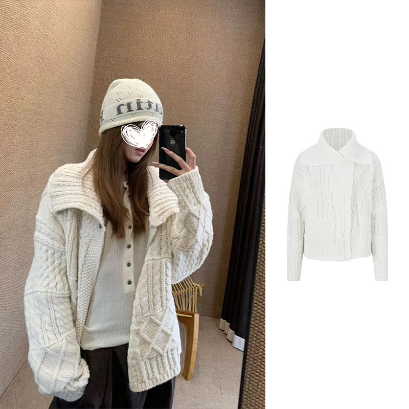 Moses Queen/魔西女王温柔风翻领麻花毛衣女秋冬慵懒针织开衫外套