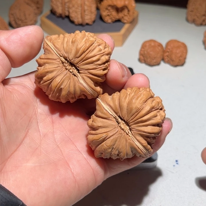 文玩核桃把件50楼王