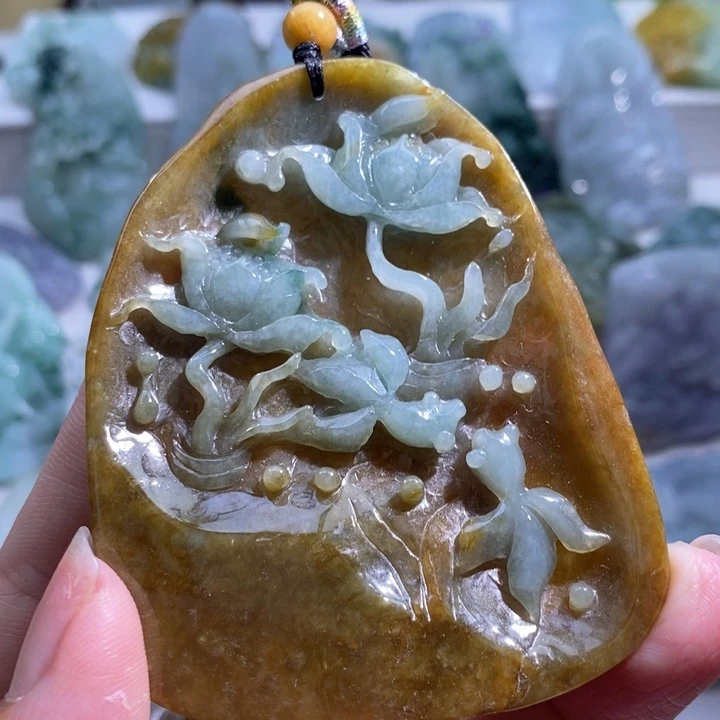 【闪购商品】翡翠挂件未镶嵌鱼