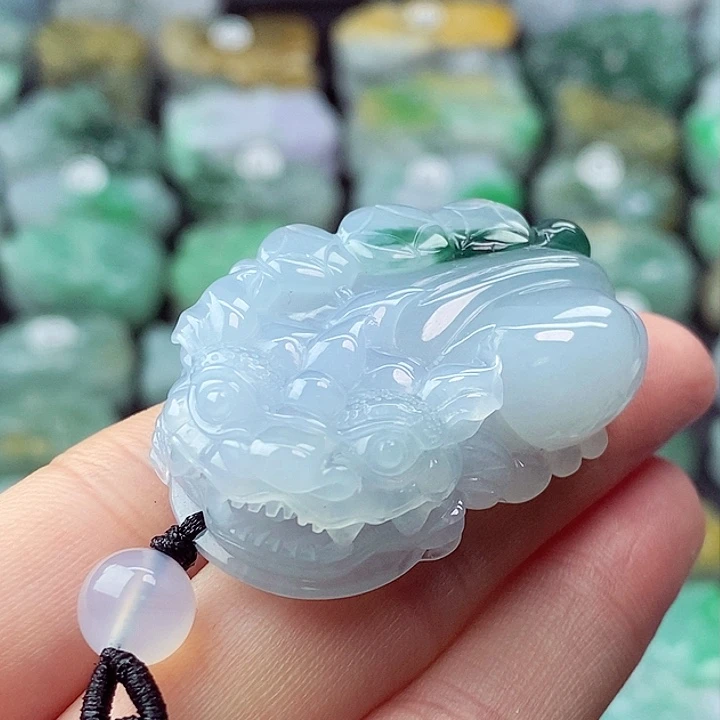颈饰未镶嵌翡翠天然