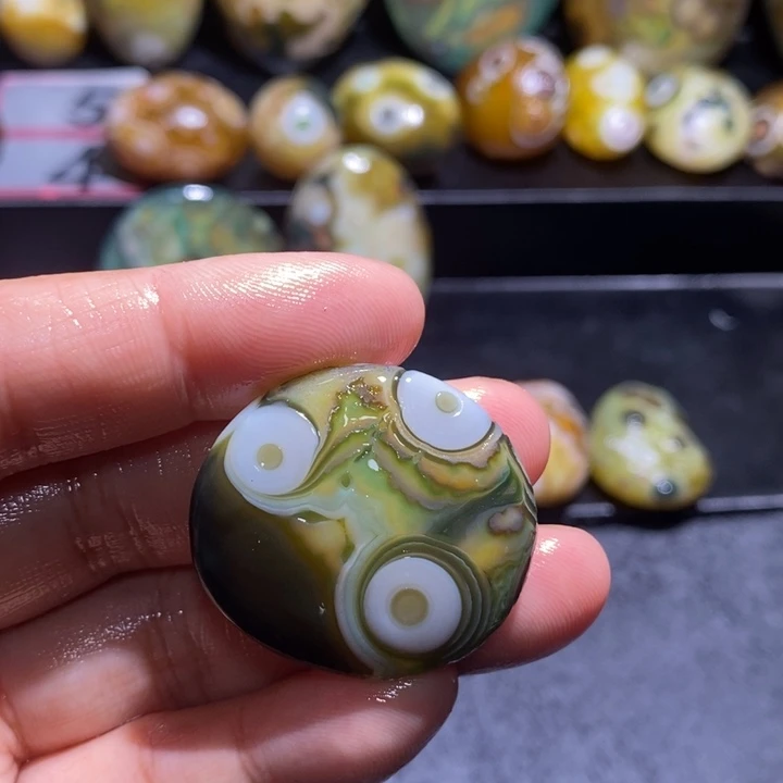 玛瑙/玉髓未镶嵌珠宝奇石7